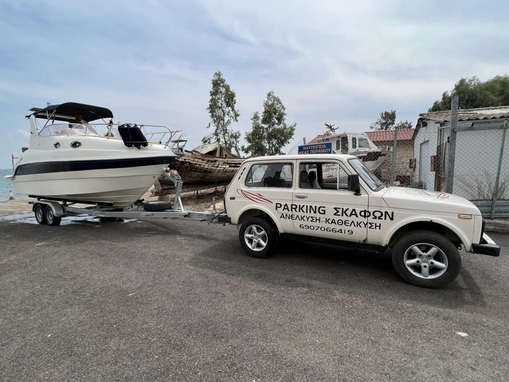 Parking σκαφών Zatara